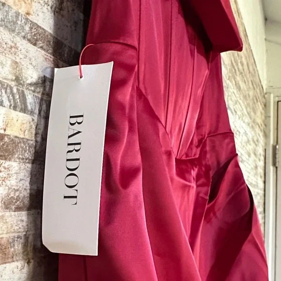 Bardot Strapless Burgundy Dress - Picture 3 of 8